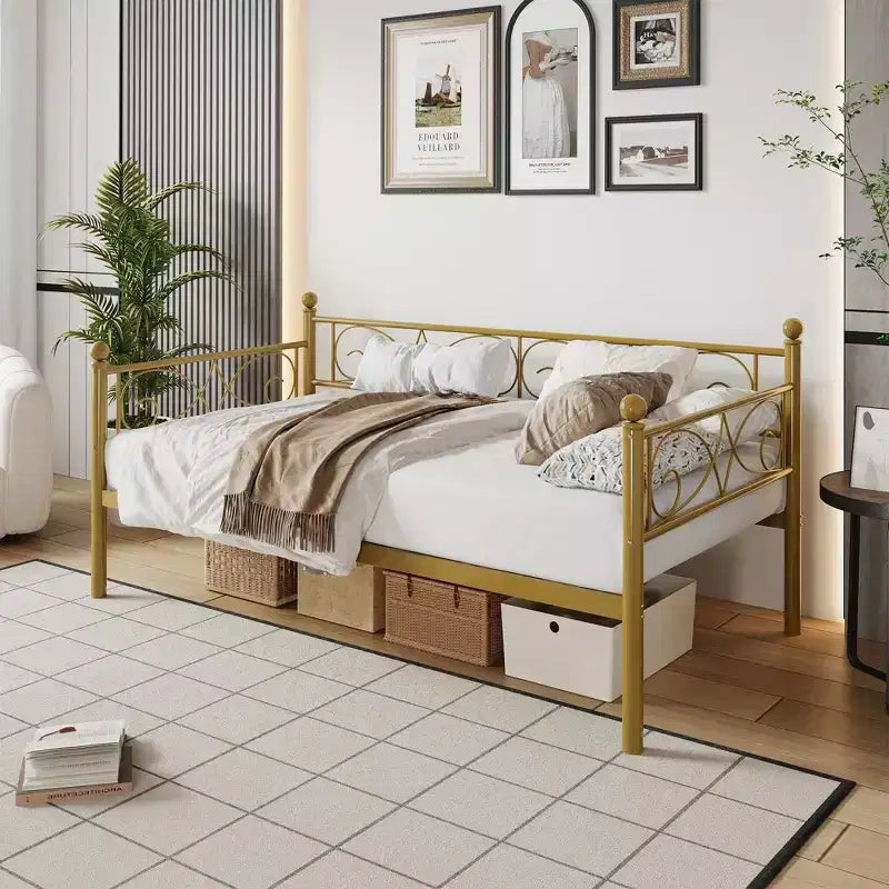 Daybed with Trundle Sofa Bed , Twin Size Metal Day Bed with Floral Headboard , Modern Metal Sofa Bed Frame with Pull - Out Trundle , Heavy Duty Steel Slats